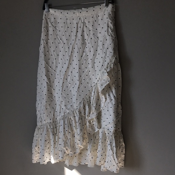 White polka dot skirt - Picture 1 of 6